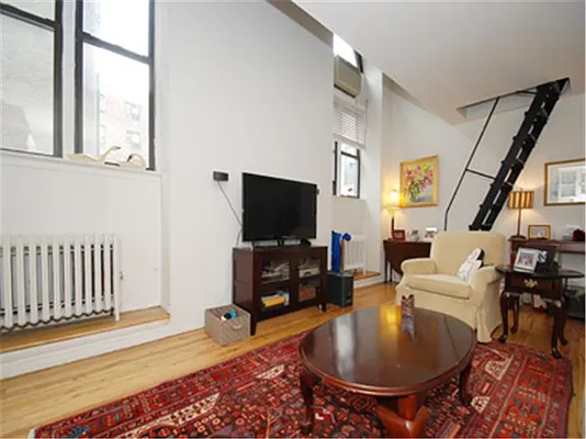 Rented by Buchbinder & Warren | media 3