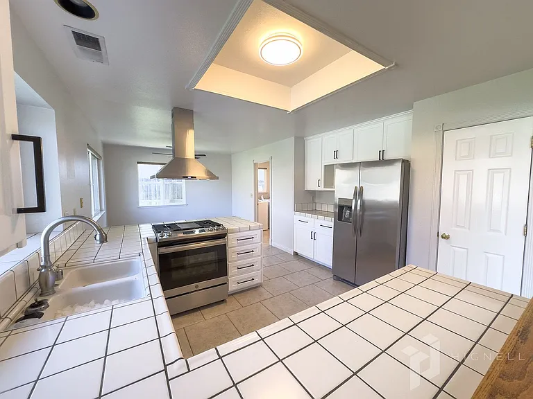 3222 Calistoga Dr — Photo 8