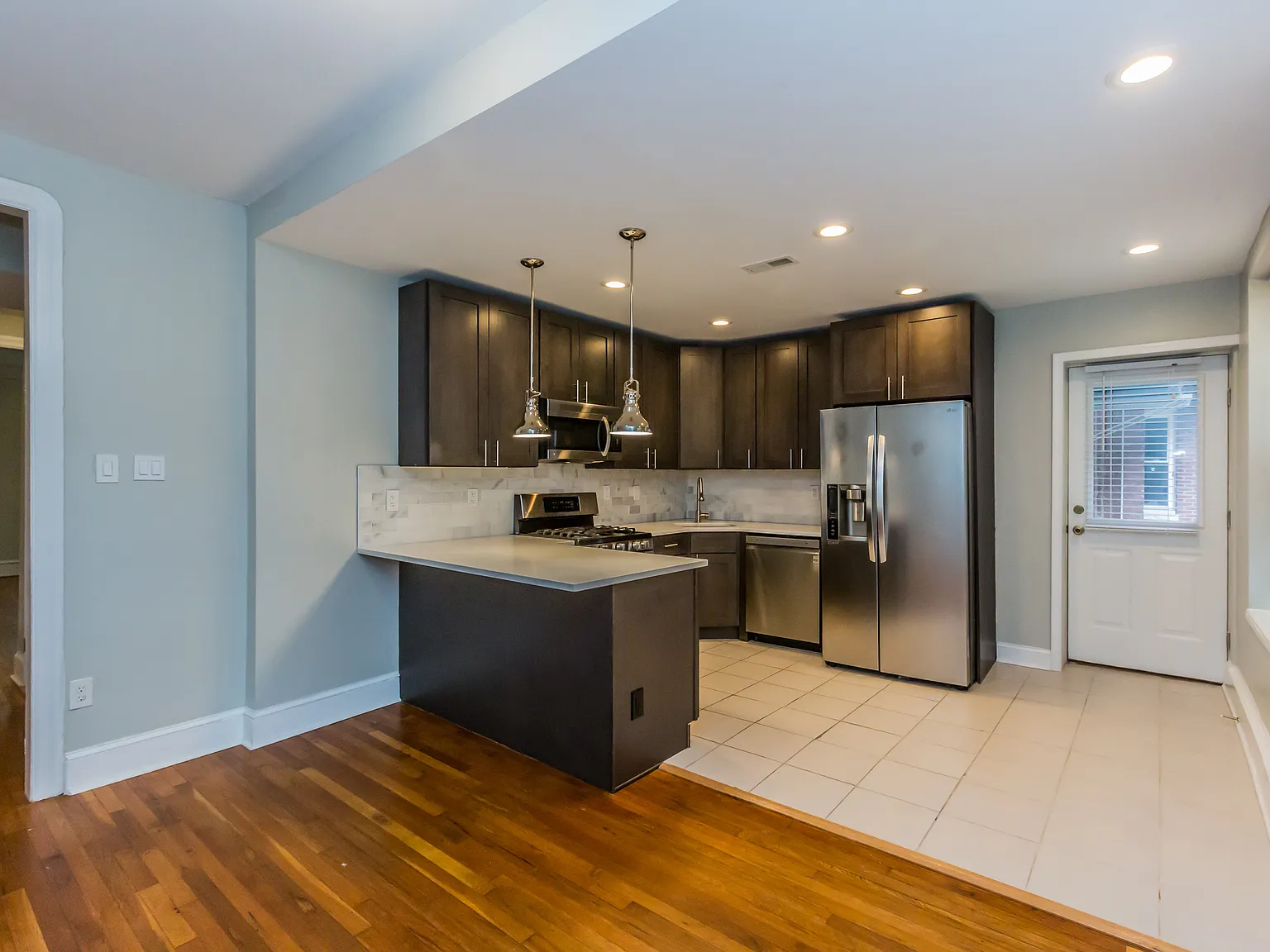 Stonehurst Apartments — Photo 2