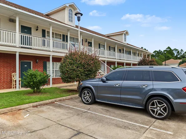 5080 Gautier Vancleave Rd APT A9, Gautier, MS 39553