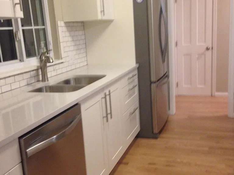 3299 S Elm St — Photo 3