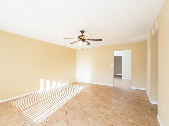 5th image of 8444 N 55th Ave