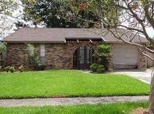 1325 Giuffrias Ave, Metairie, LA 70001