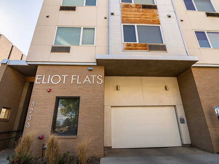 Eliot Flats — Photo 13