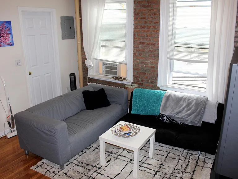 447 Park Dr #1R — Photo 5