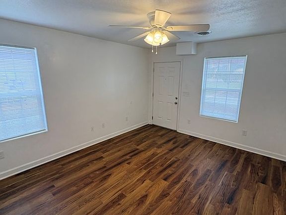 2nd image of 410 Circle H Dr #H