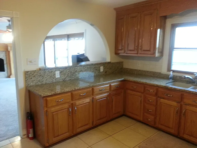 10221 Rainbow Rd — Photo 6