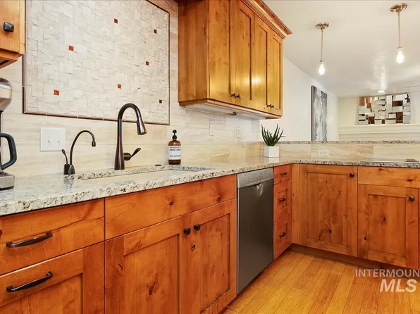 278 S Mobley Ln, Boise, ID 83712