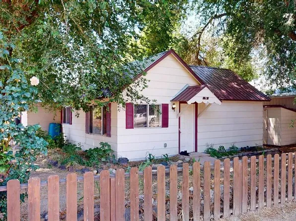 9 3rd Street, Paonia, CO 81428