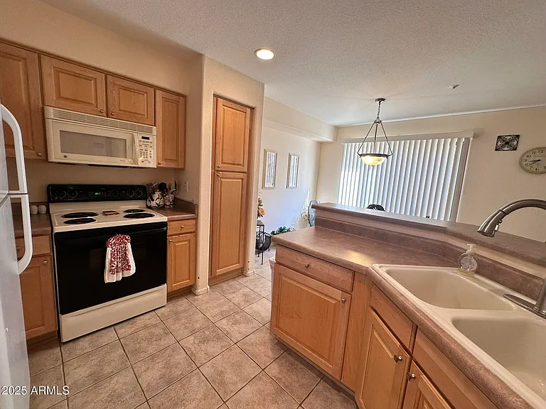 16631 E El Lago Blvd #111 — Photo 7