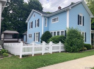 74 John St, Akron, NY 14001