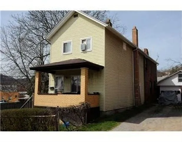 160 Highland Ave photo 1