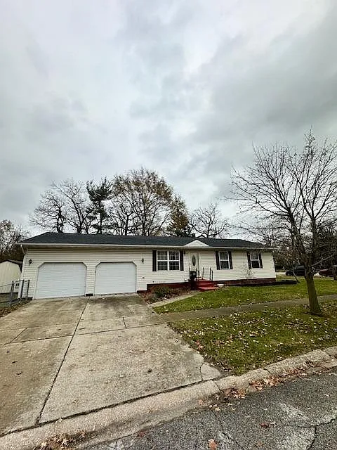 2753 Fayette St photo 1