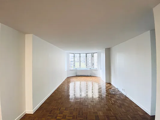 Rented by Keller Williams NYC | media 20