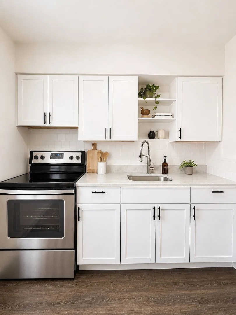 The Apartments at Nagel Avenue — Photo 3