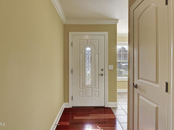 5th image of 20 Grist Mill Ct #20