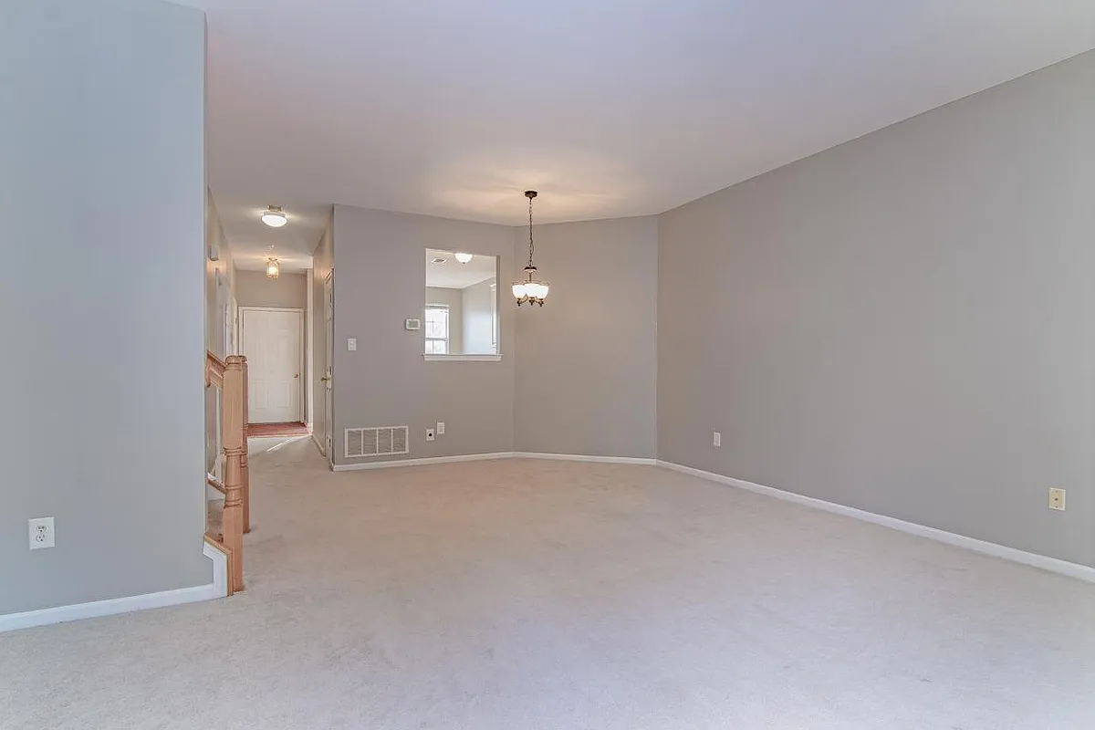 Family/Living Room - 1410 Blossom Cir
