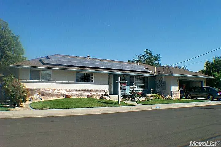 1516 Alpine Ln photo 1