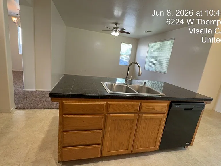 6224 W Thompson Ave — Photo 10