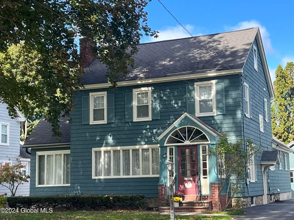 171 First Avenue, Gloversville, NY 12078