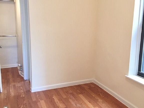 5th image of 228 E 80th St APT 6FW