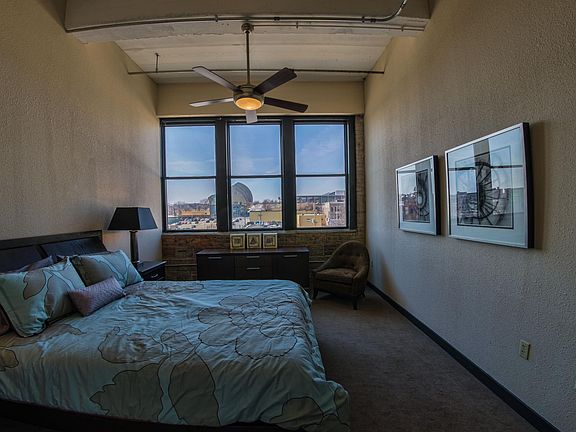 2nd image of 1535 Walnut St APT 308