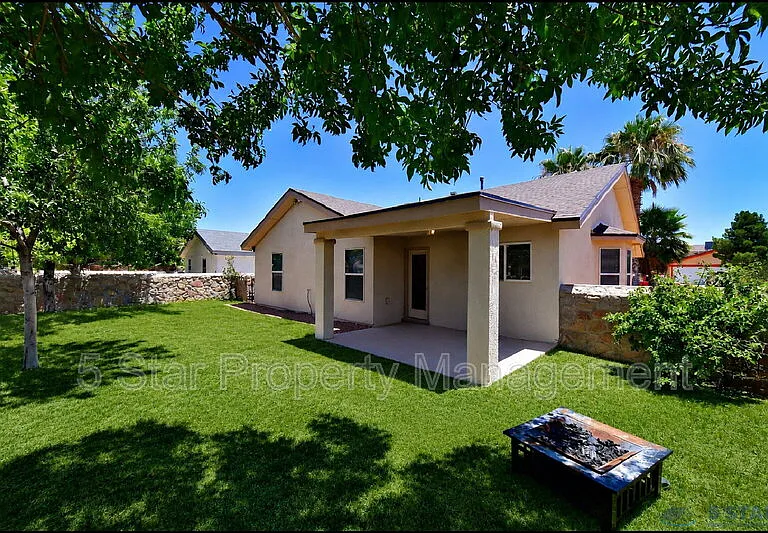 804 Margarita St — Photo 39