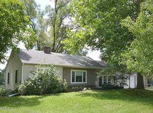 608 E Van Buren St, Gobles, MI 49055