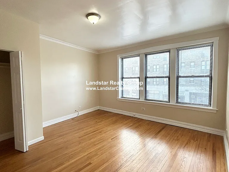 1670 W Pratt Blvd #2B — Photo 13