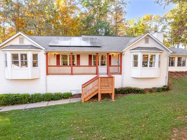 303 Allatoona Ridge Rd, Woodstock, GA 30189