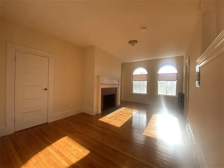 6 Ware St #410 — Photo 8