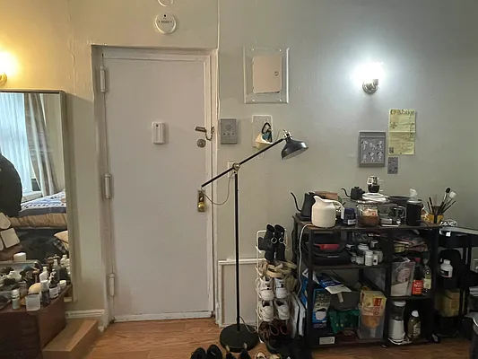 Rented by Candid Listings LLC | media 12