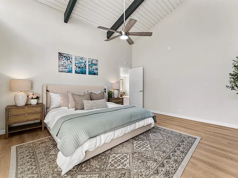 16932 Edgewater Ln — Photo 30