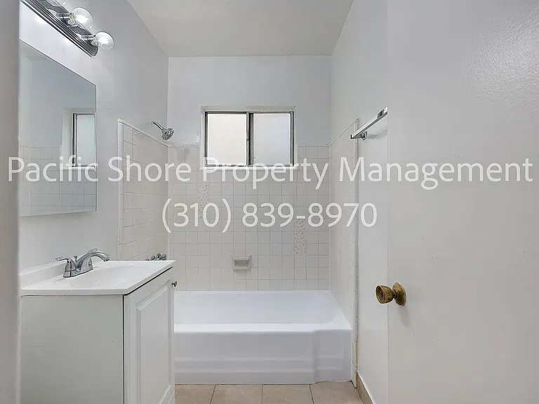 12610 Pacific Apartments — Photo 10