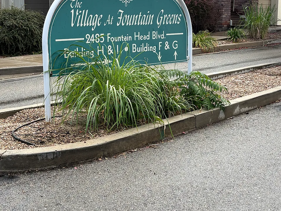 2485 Fountainhead Blvd #F-9