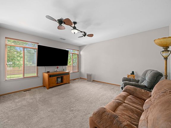 2nd image of 6922 Sahara Dr