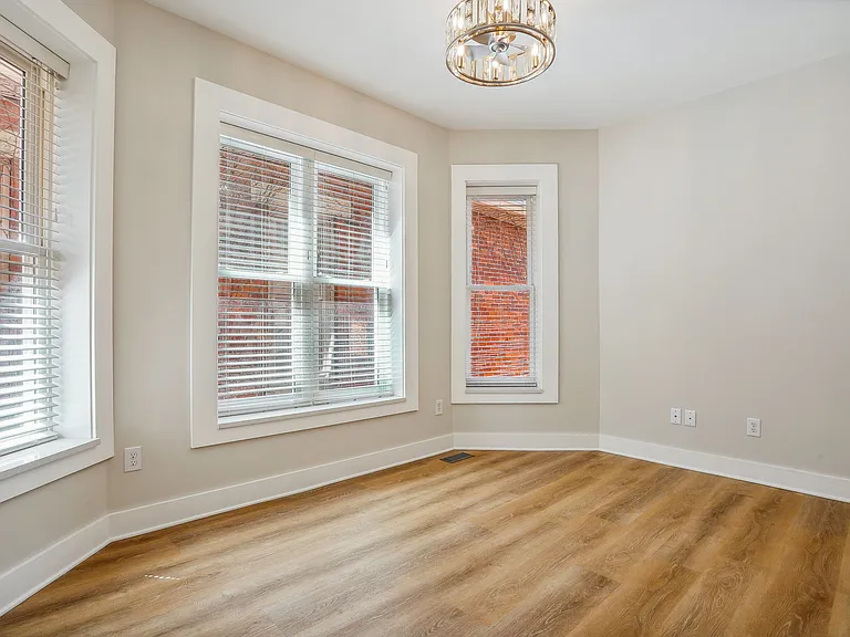 1386 1/2 Neil Ave #1/2 — Photo 17