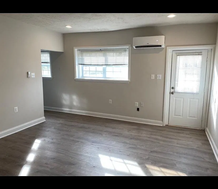 110 Chatfield Dr #2