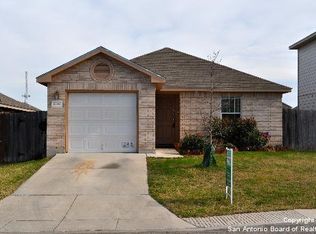 9608 Shorebird Ln, San Antonio, TX 78245