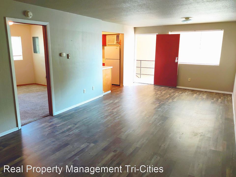 1st image of 624 W Yakima St APT 102