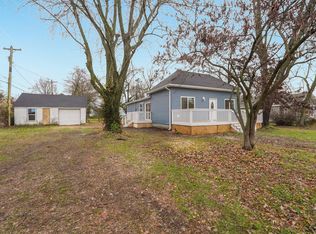 545 E Kirby St, Mount Vernon, MO 65712