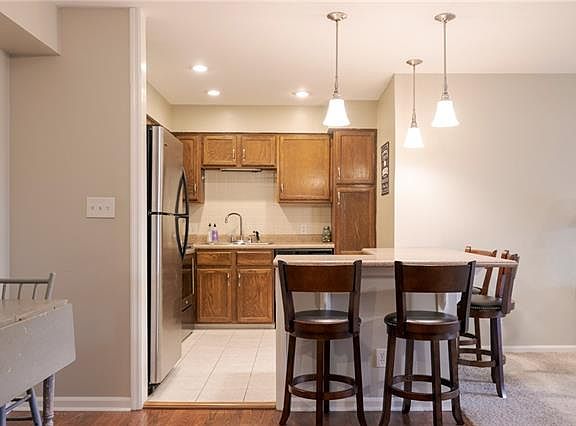 4th image of 4515 Headwood Dr APT 5