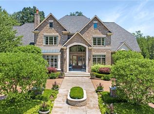 810 Chapel Hill Ct, Gibsonia, PA