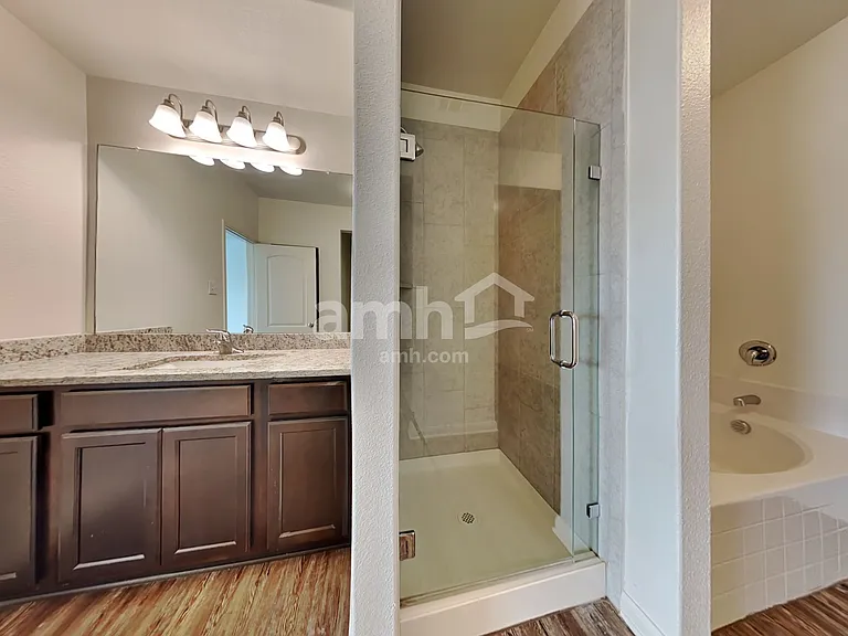 5501 Persimmon Dr — Photo 11