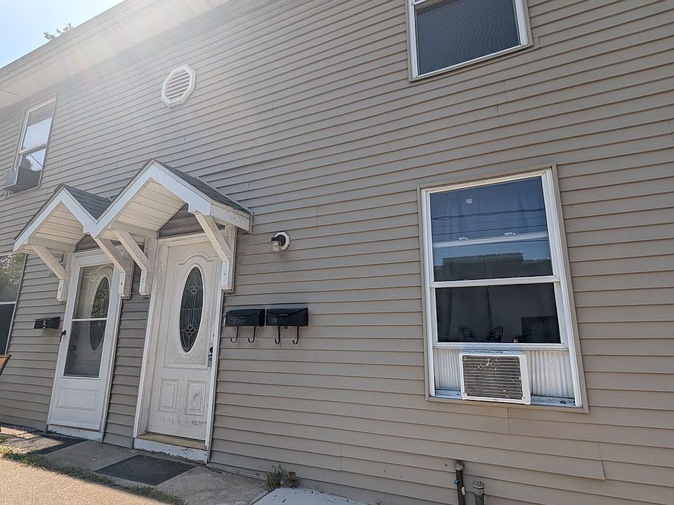 1st image of 7 Prospect St #B