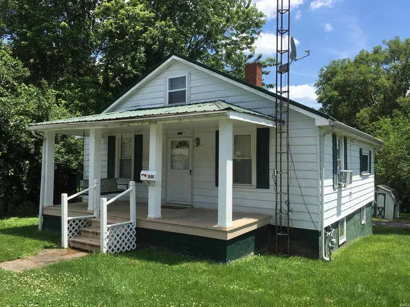 1501 E Locust St, Petersburg, IN 47567
