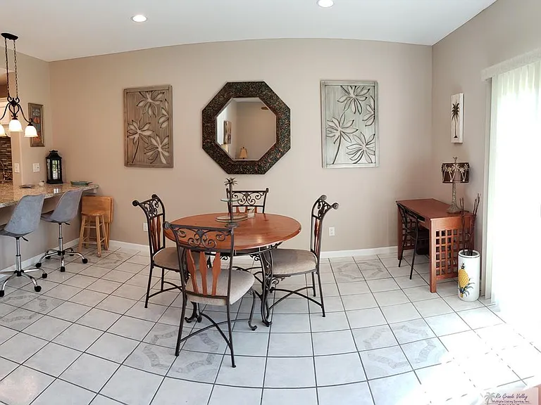 801 Beach Blvd — Photo 17