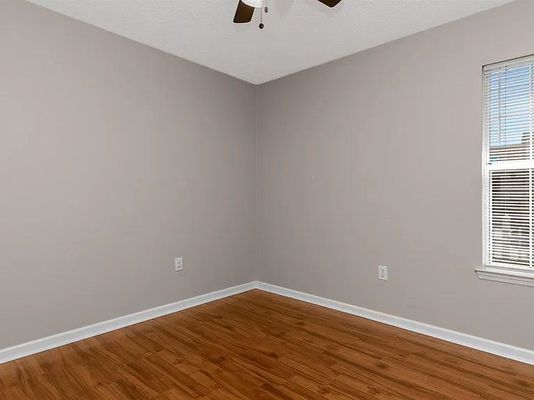 112 Dusty Trail Ln — Photo 27