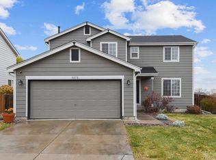5272 S Riviera Cir, Aurora, CO 80015