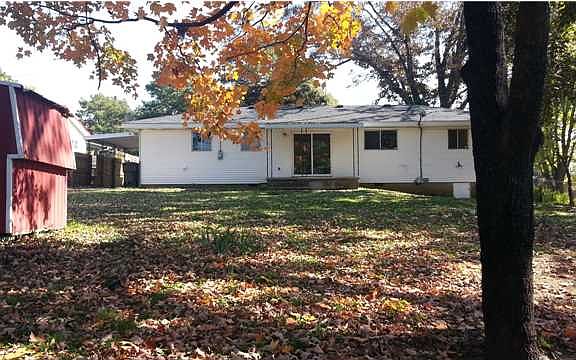 4th image of 7701 Cecelia Dr